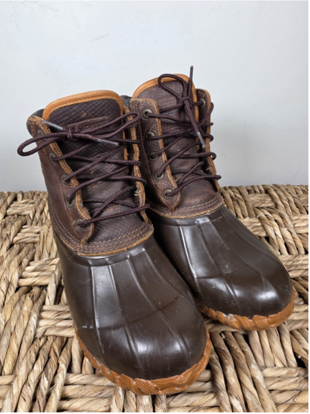 LaCrosse Womens Sz 7 Brown Leather Duck Boots 5 Eye Pac Waterproof Insulated